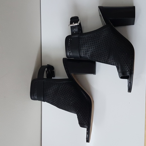 Sam Eldeman Leather Shoes - Picture 6 of 8